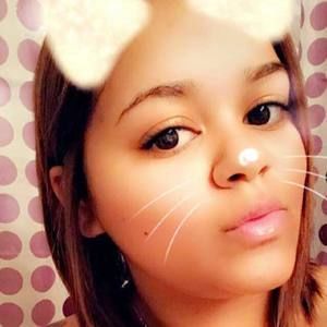 Meet your Posher, Kiimbeerlii mariee